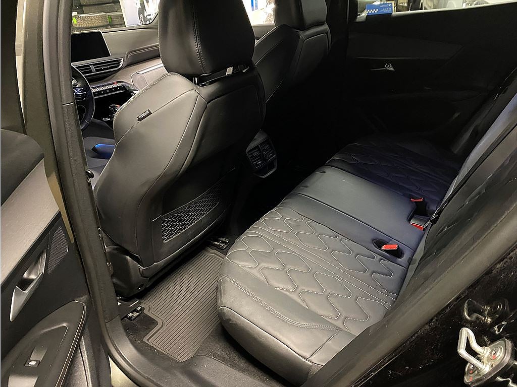 Bild på Peugeot 3008 GT 2.0 BHDi 180hk Aut - PANORAMA, SKINN