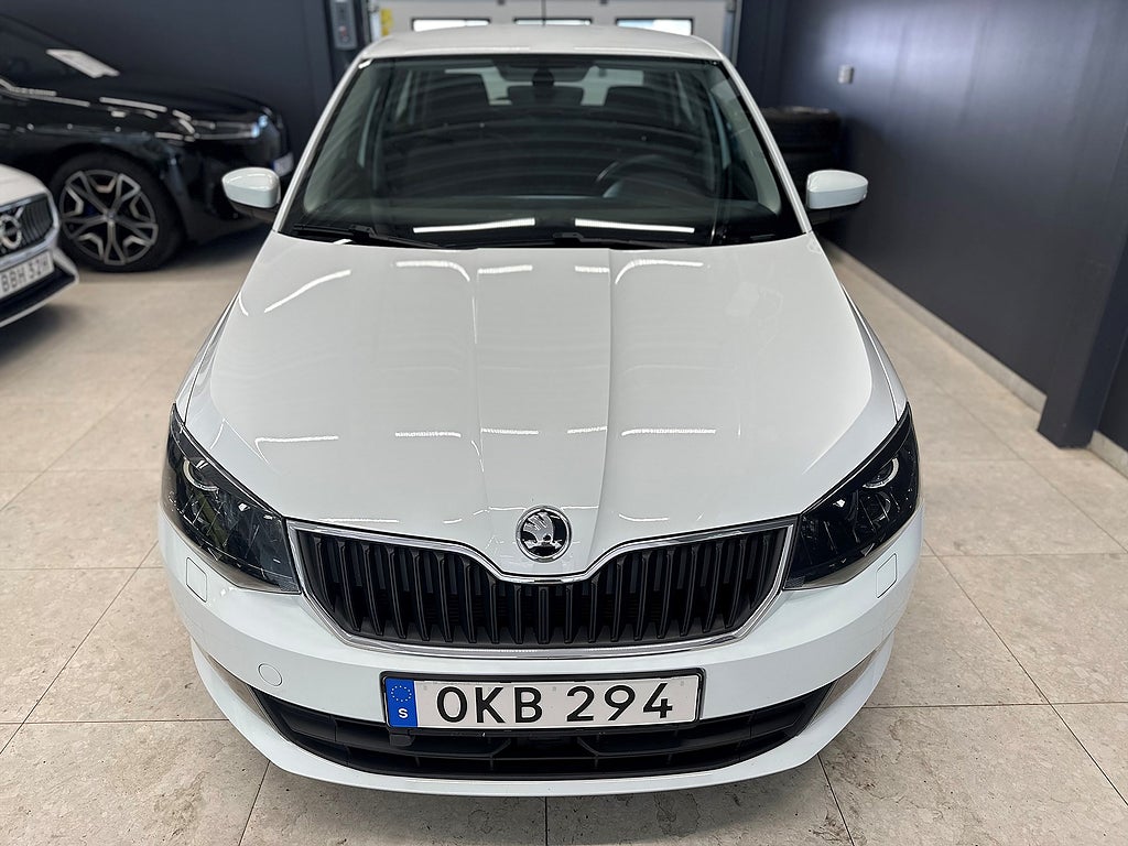Skoda Fabia 1.2 TSI 90HK Motorvärm/Lågamil