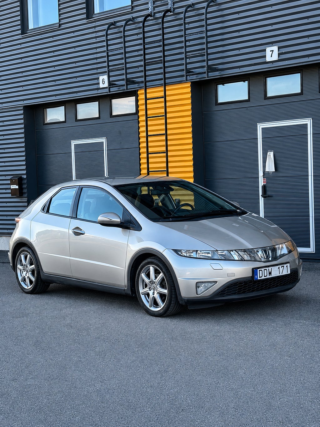 Honda Civic 5-dörrar 1.8 i-VTEC Sport Euro 4