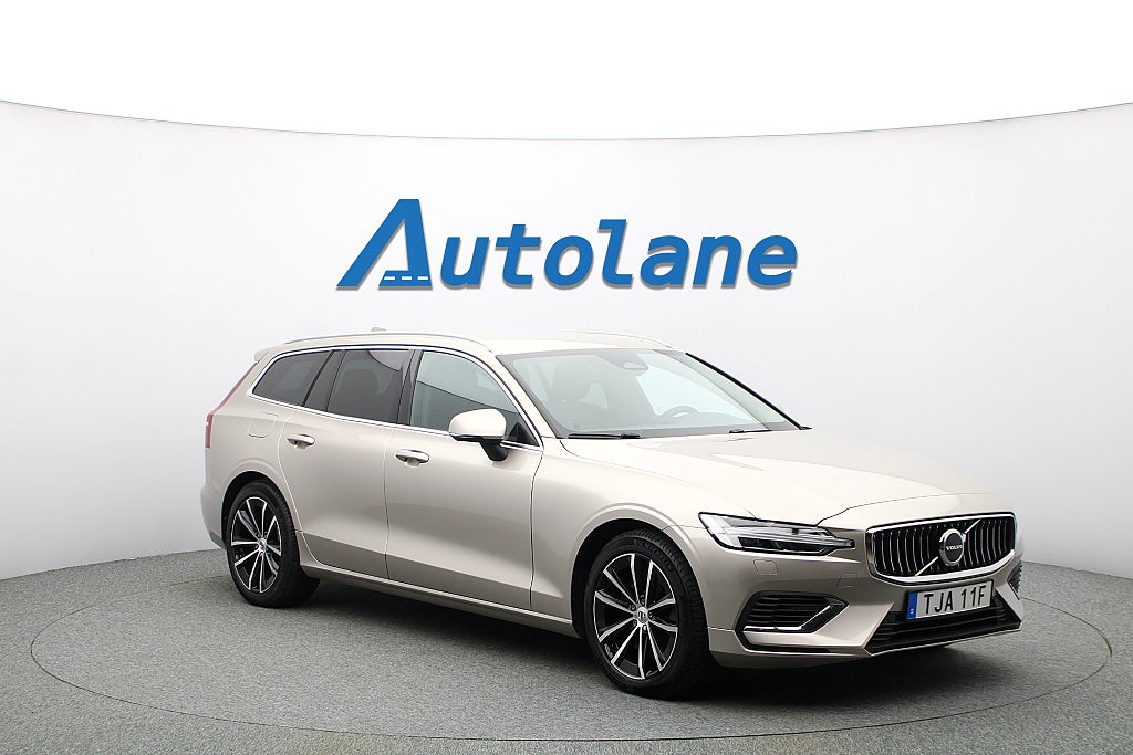 Volvo V60 Recharge T6 AWD B-kamera, Drag, Helskinn, Minne 350hk