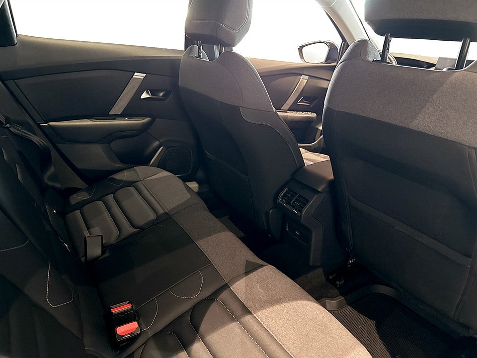 Bild på Citroën C4-X Shine 1.2 PT 130hk Aut KAMPANJRÄNTA 3,99%