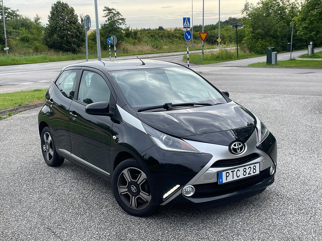 Toyota Aygo 1.0 VVT-i X-CLUSIV | Nyservad  Välutrustad 