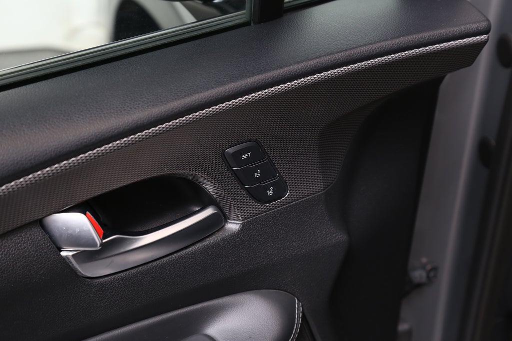 Hyundai Santa Fe 2,2 CRDi 200hk Premium AWD Aut Extraljus Motorv Drag