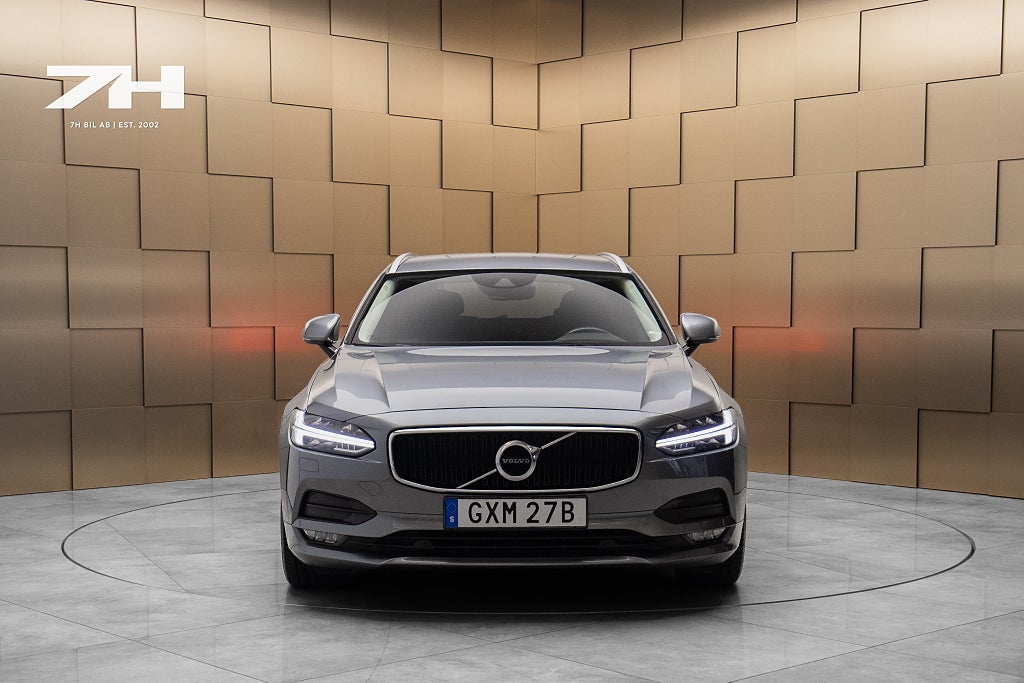 Volvo V90 D4 Momentum Adv / Adaptiv Farth. / Drag