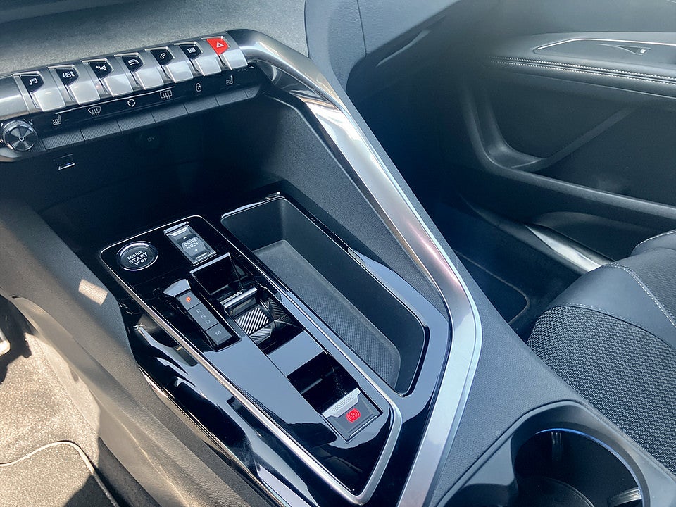 Bild på Peugeot 3008 GT 1.2 PT 130hk Aut B-KAMERA CARPLAY