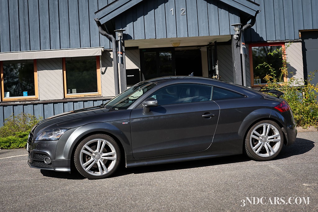 Audi TT QUATTRO 2.0 TFSI 211HK S Tronic S-LINE LÄDER BOSE