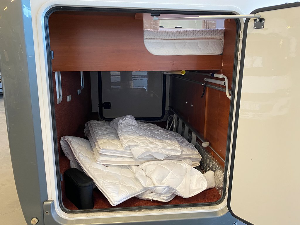 Mobilvetta Kea P63 / Queensbed / Solcell / Utedusch - Mobilvetta