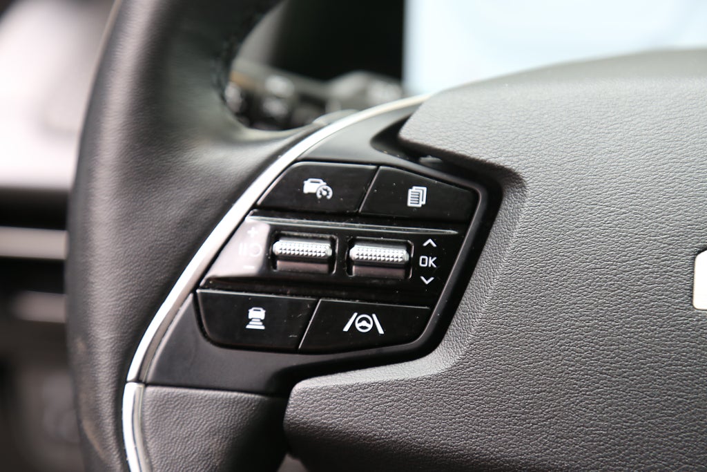 Kia EV6 77.4 kWh PLUS 228hk Läder 360°-kamera Leasbar 2022