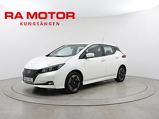 Halvkombi Nissan Leaf 1 av 23