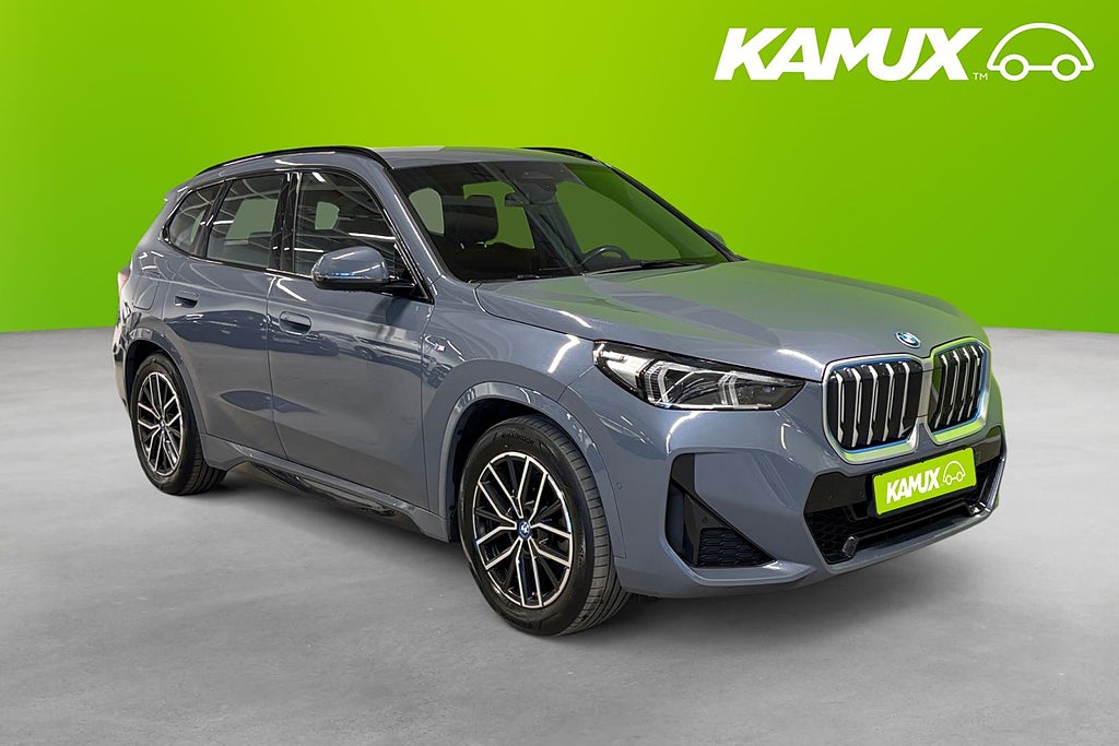BMW iX1 xDrive30 306hk M Sport Wide Backkamera Navi