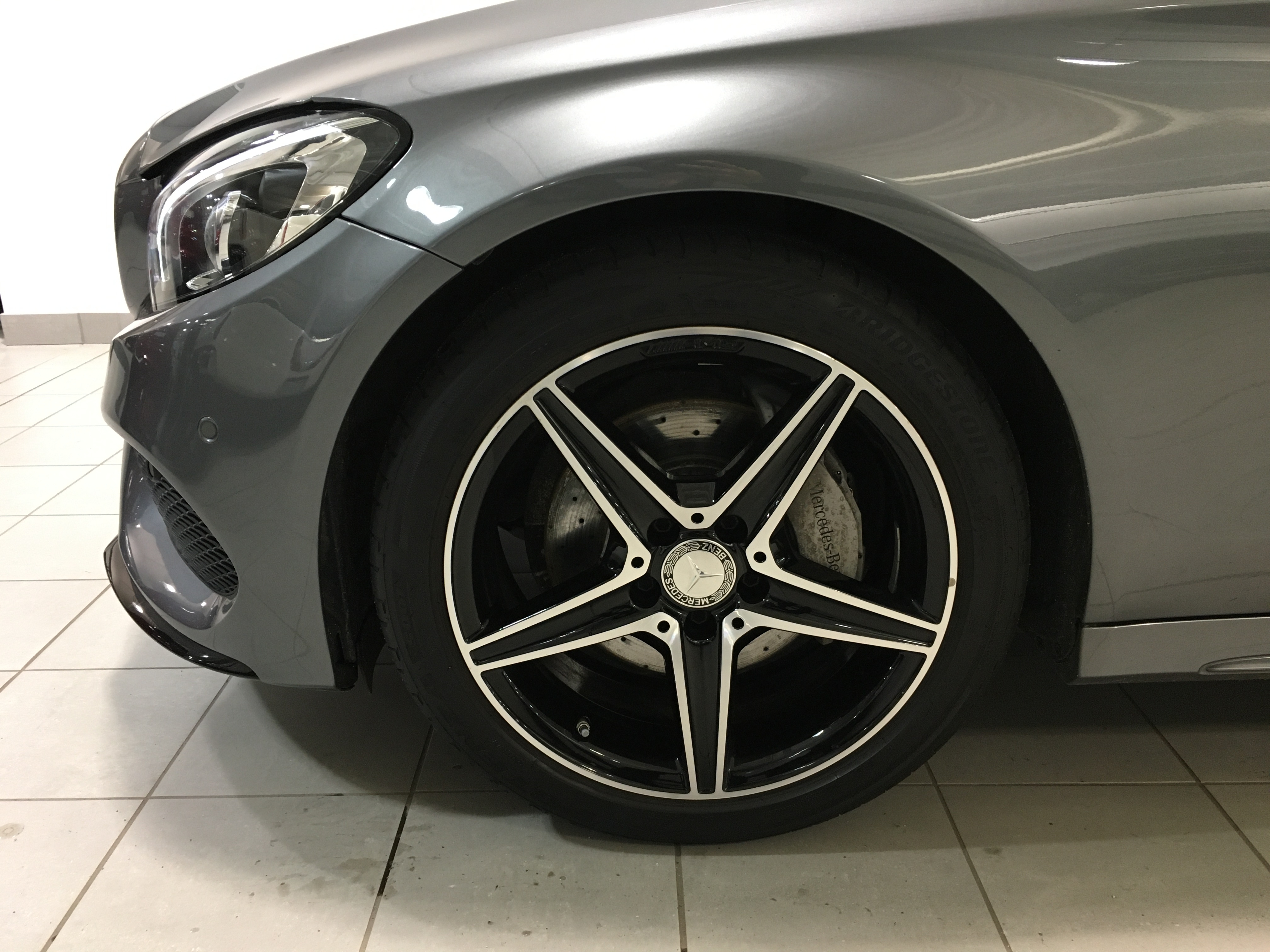 Mercedes-Benz C 220d 4MATIC AMG 2017, bild 4/27