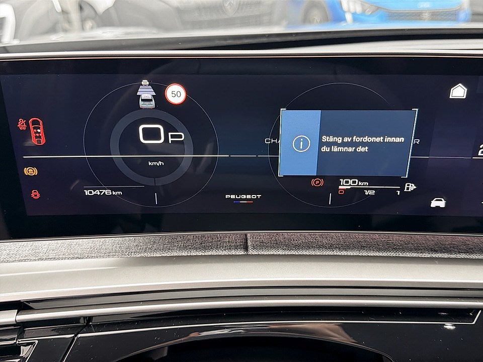 Bild på Peugeot 3008 GT Ultimate 1.2 PT 130hk Aut - B-KAMERA, NAVI