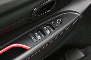 Halvkombi Hyundai i20 13 av 24