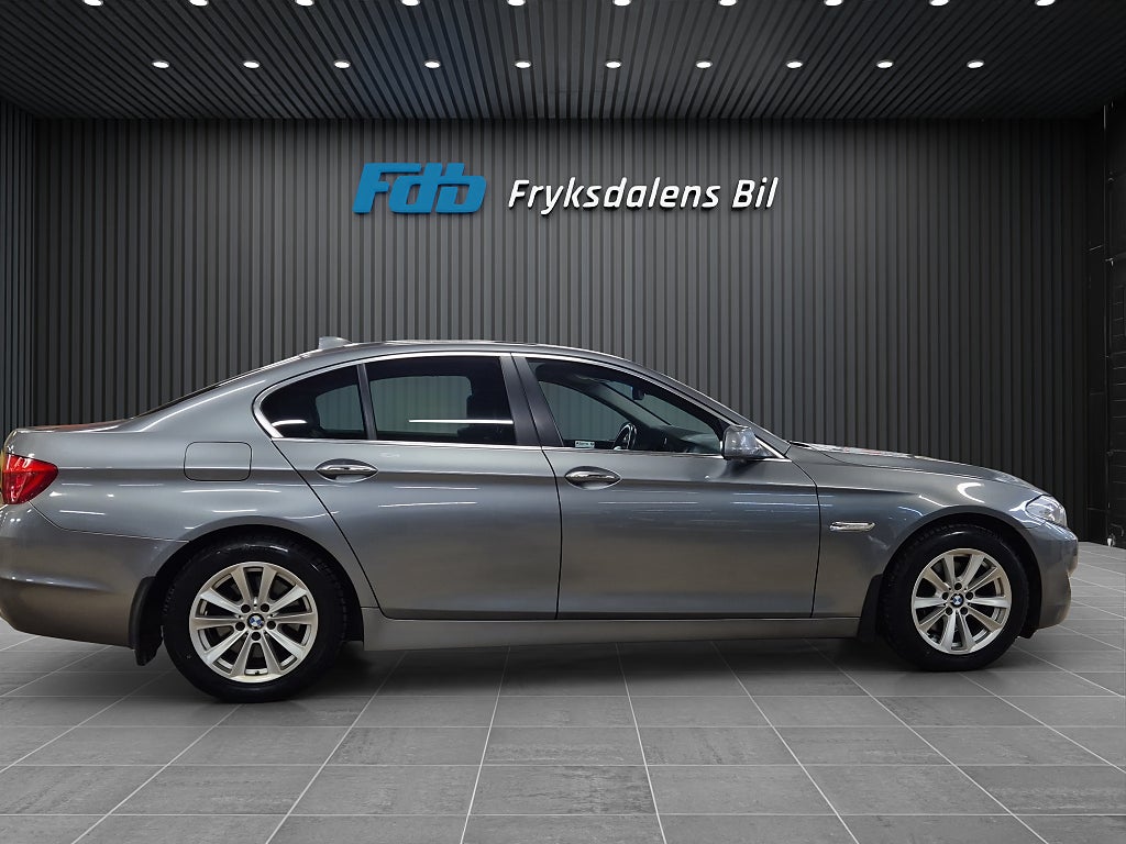 BMW 520d 2011 - miniatyr 17