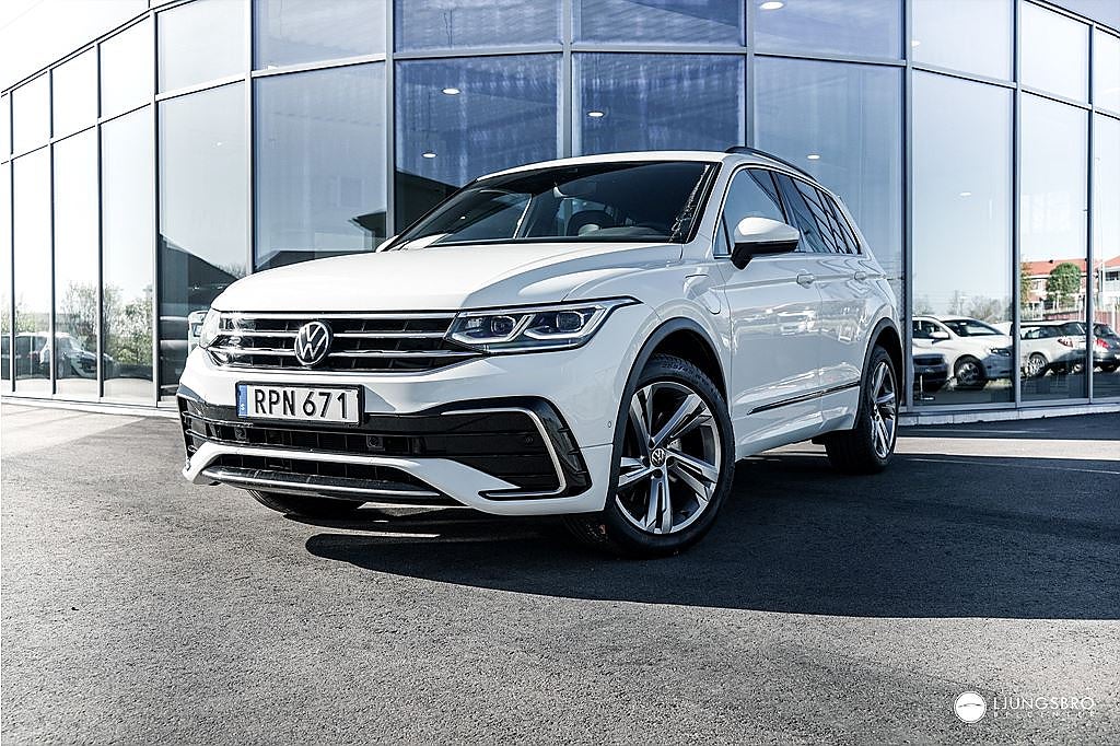 Volkswagen Tiguan eHybrid 1.4 R-Line 245hk / Drag / Cockpit