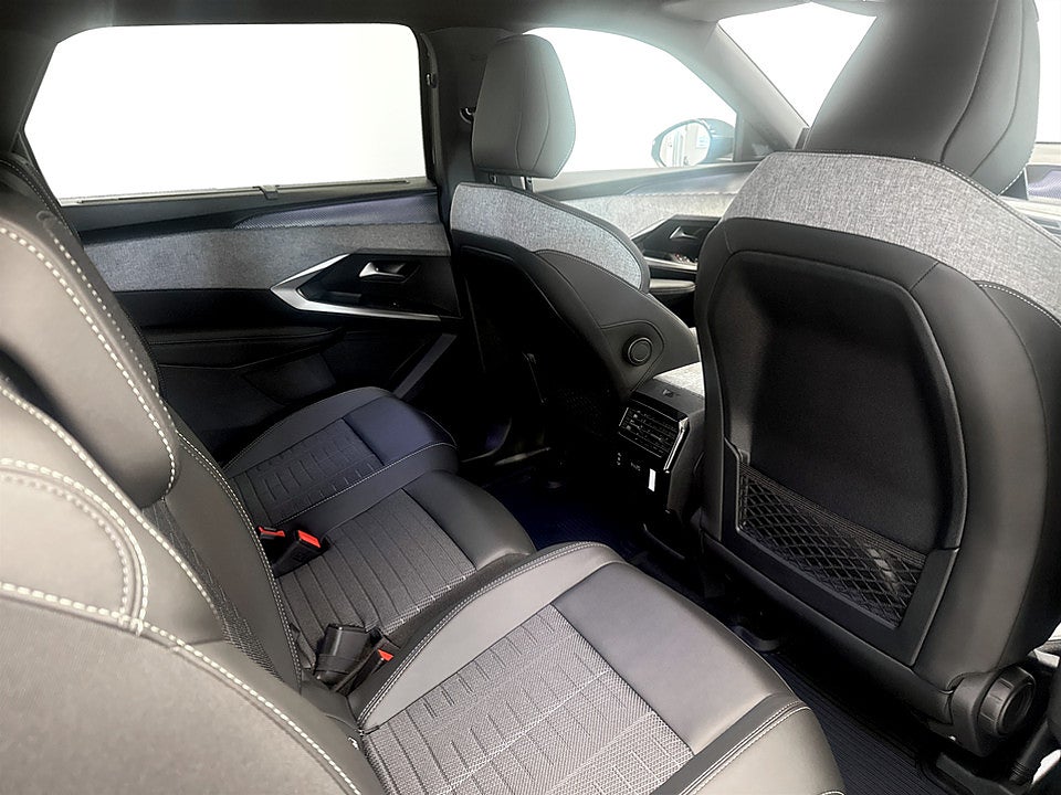 Bild på Peugeot 5008 Allure Hybrid - KAMPANJ! PRIVATLEASA FRÅN 24 MÅN