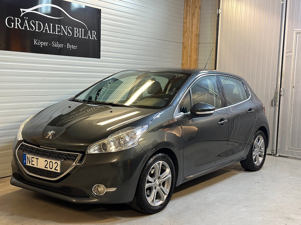 Peugeot 208 5-dörrar 1.2 VTi FULLSERVAD/B-TOOTH/LÅGAMIL/SoV