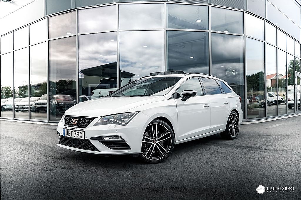 Seat Leon SEAT Cupra 4Drive 300hk / Pano / Cockpit / Beats