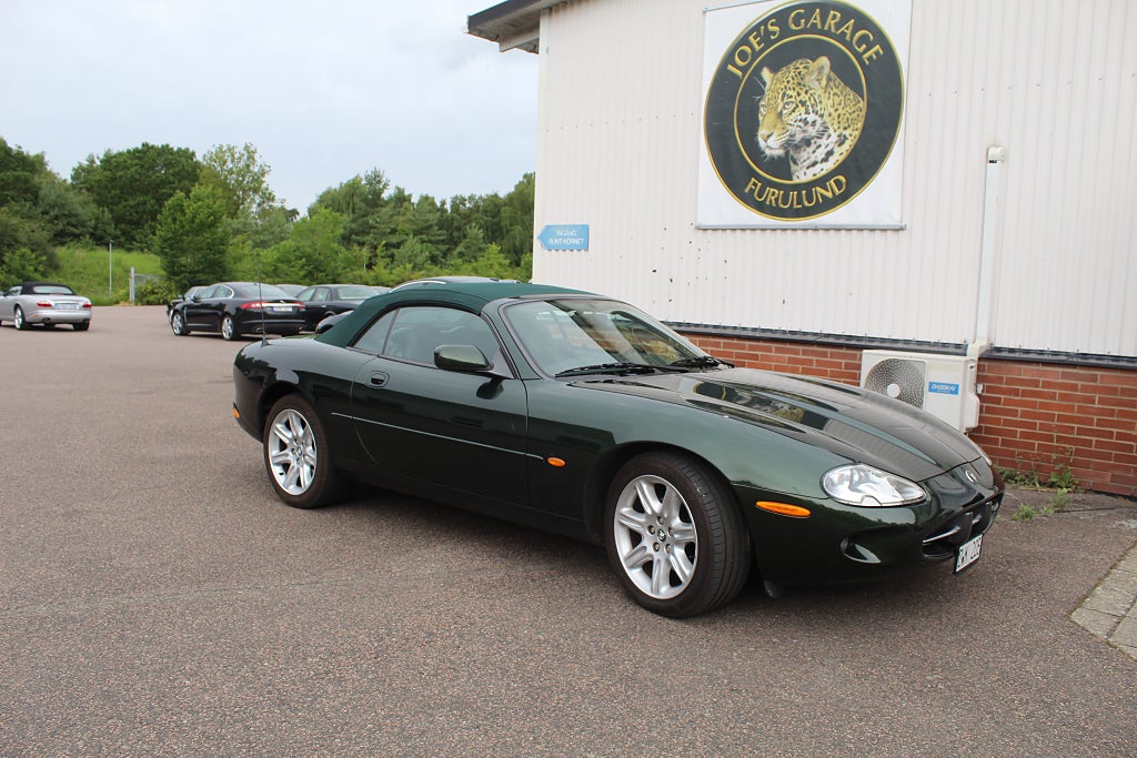 Jaguar XK 8 Convertible 4.0 V8, fantastisk färg+skick