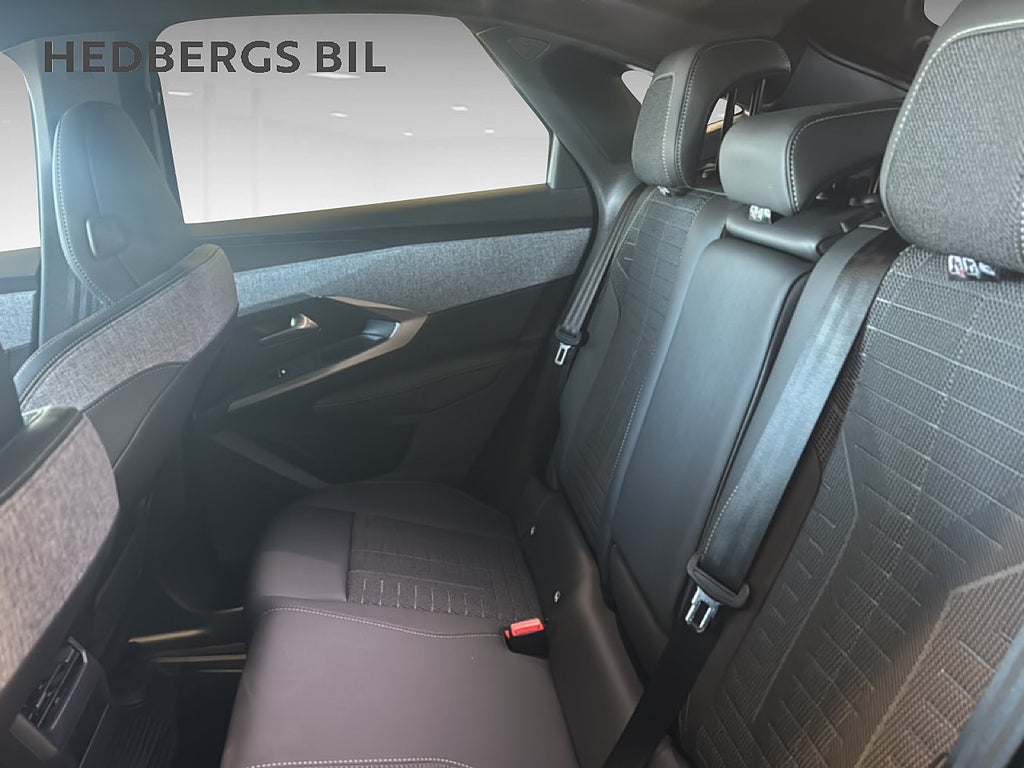 Peugeot 3008 Hybrid 1.2 PureTech 146HK thumbnail