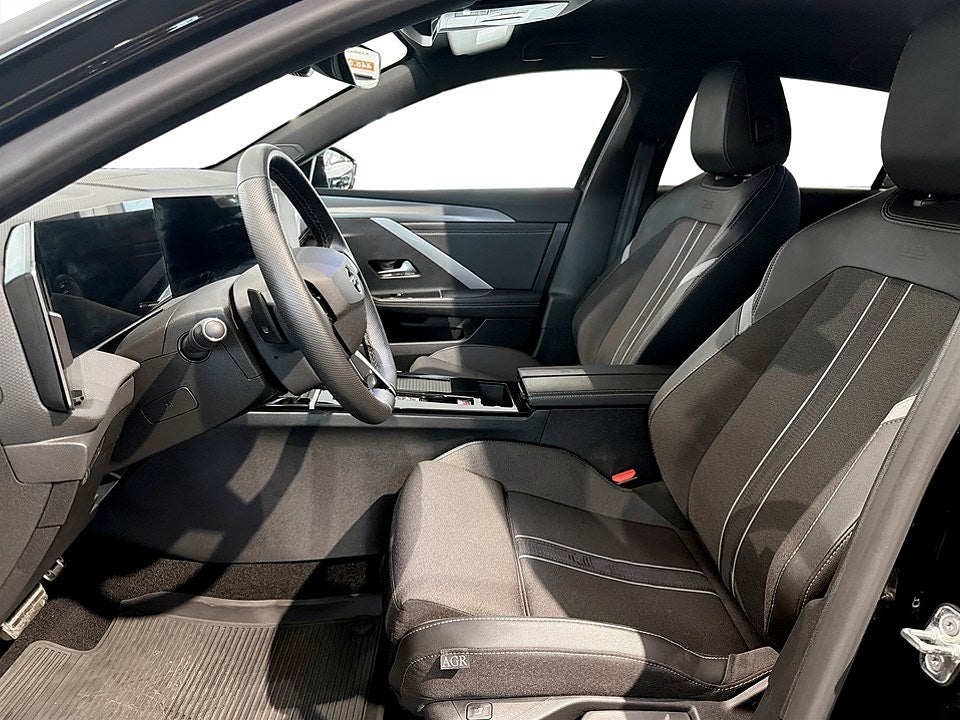 Bild på Opel Astra GS 1.2 PT 130hk Aut - B-KAMERA, CARPLAY