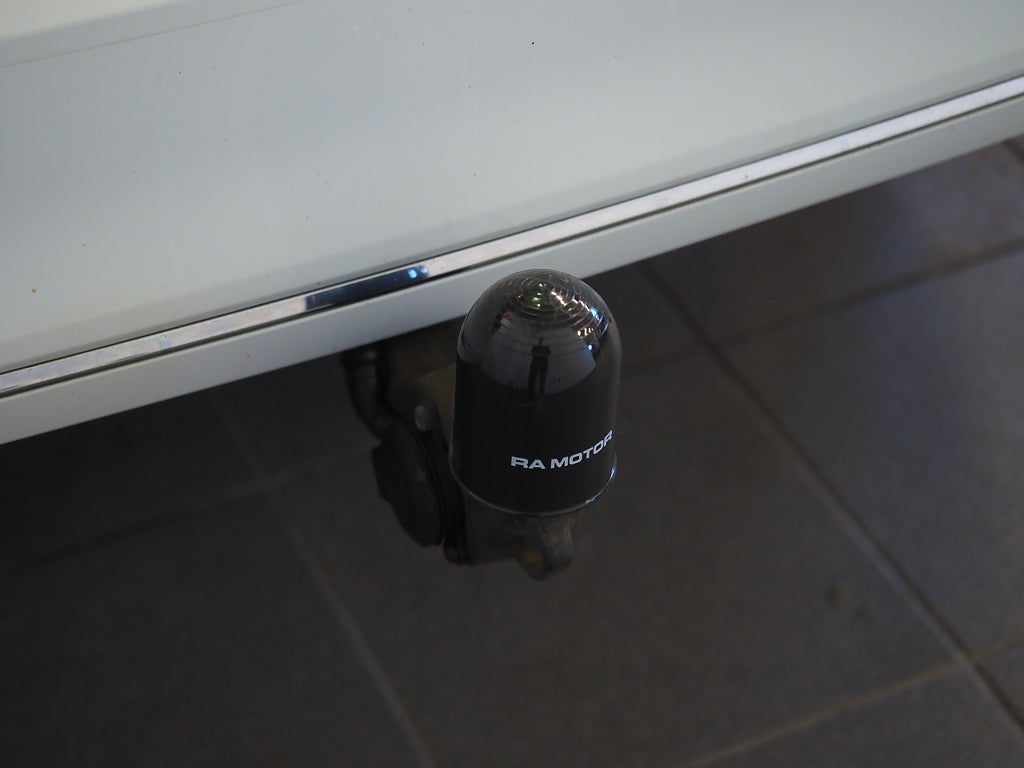 Volkswagen Passat SC 2.0 TDI 4Motion R-Line Cockpit Läder D-Värm Drag Nav 2019