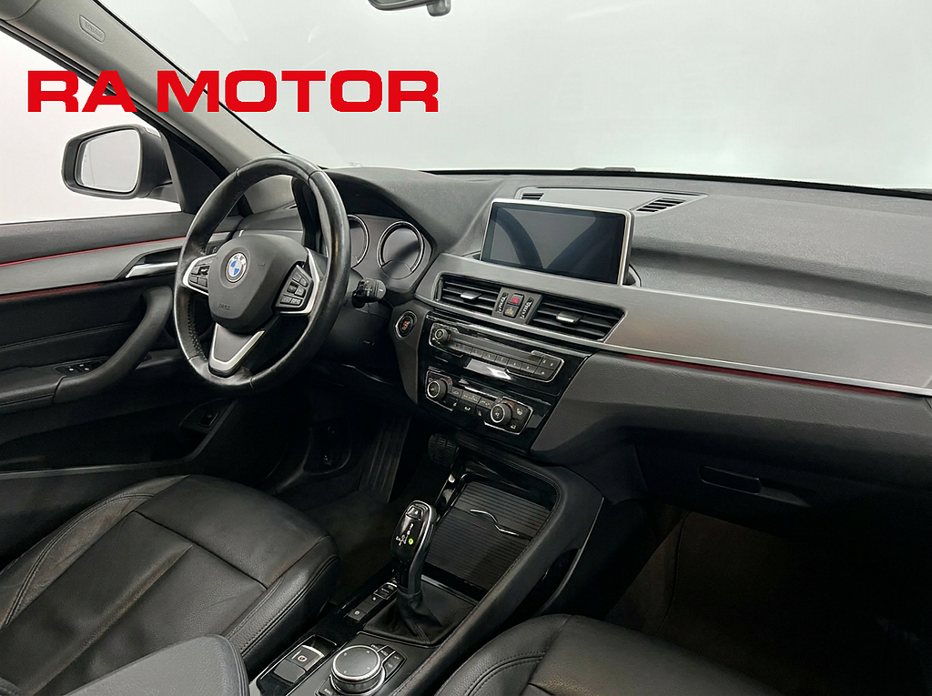 BMW X1 xDrive18d xLine | Backkamera | Navi | Skinn | Head-up 2019
