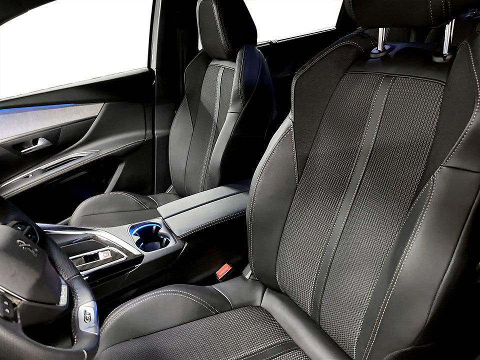 Bild på Peugeot 5008 GT 1.2 PT 130hk Aut - 7-SITS,B-KAMERA,NAVI