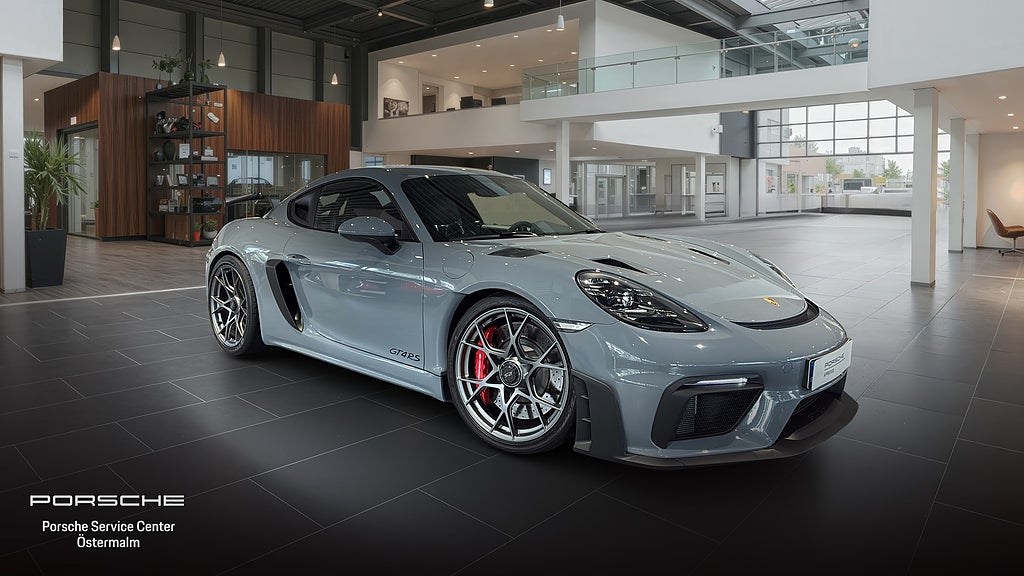 Porsche 718 Cayman GT4 RS