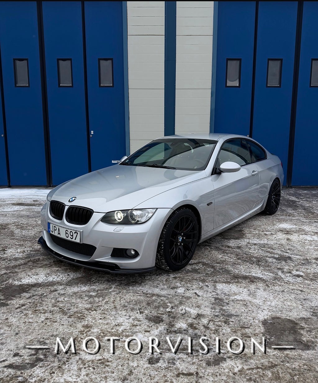 BMW 330 d Coupé Comfort M Sport / Kolfiber / Steg 2 / Se Spec 