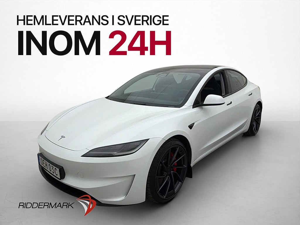 Tesla Model 3 Performance Värmepump Autopilot Svensksåld
