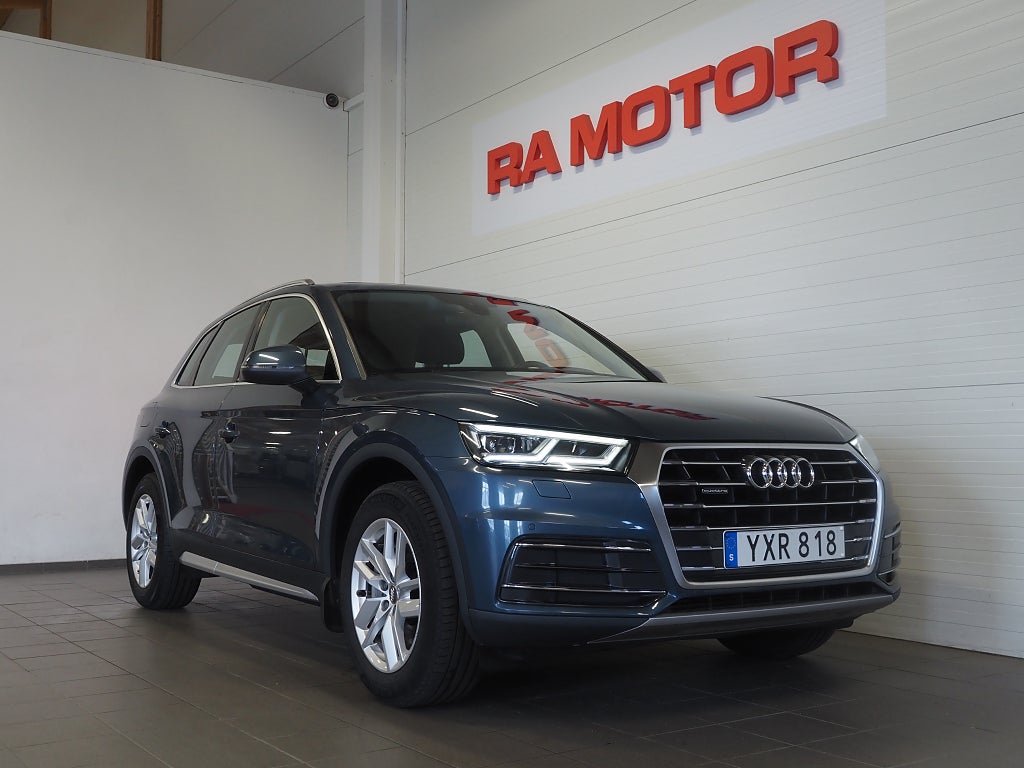 Audi Q5 2.0 TFSI 252hk Quattro S Tronic Pano Kamera Drag P-Värm 2018