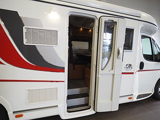 Husbil-halvintegrerad Kabe Travel Master 750 LXL 5 av 22