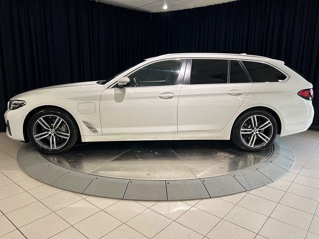 BMW 530e 2021 - miniatyr 5