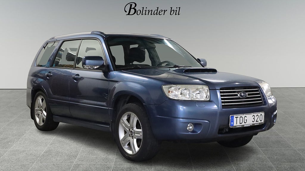 Subaru Forester 2.5 4WD DRAGKROK HEMLEV KUPEVÄRMARE
