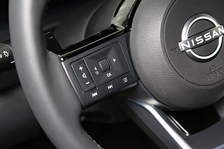 SUV Nissan X-Trail 15 av 27