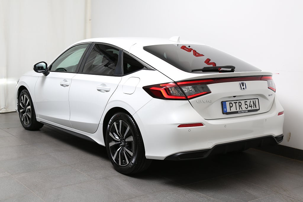 Honda Civic Elegance FullHybrid | i Lager | 8 År garanti 2026