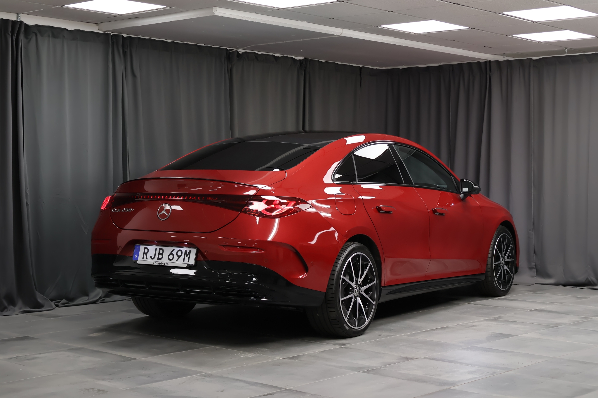 Mercedes-Benz CLA 2025, bild 2/10