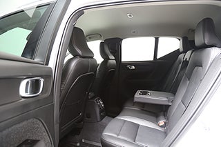 SUV Volvo XC40 26 av 32