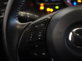 Halvkombi Mazda 3 18 av 20