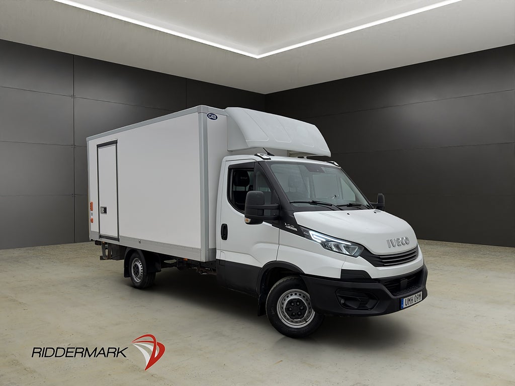 Iveco Daily 2.3JTD Värmare BAKGAVELLYFT 3-Sits Sidodörr Moms