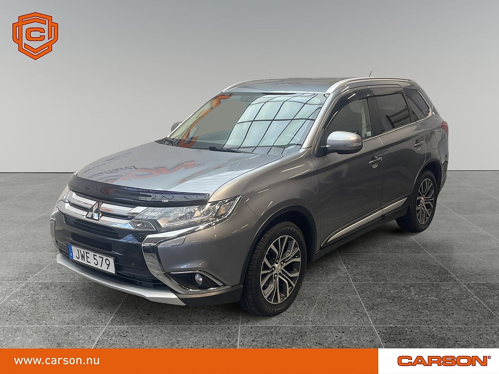 Mitsubishi Outlander 2.2 Di-D 4WD Business 7-Sits Backkamera Dragkrok Navi 