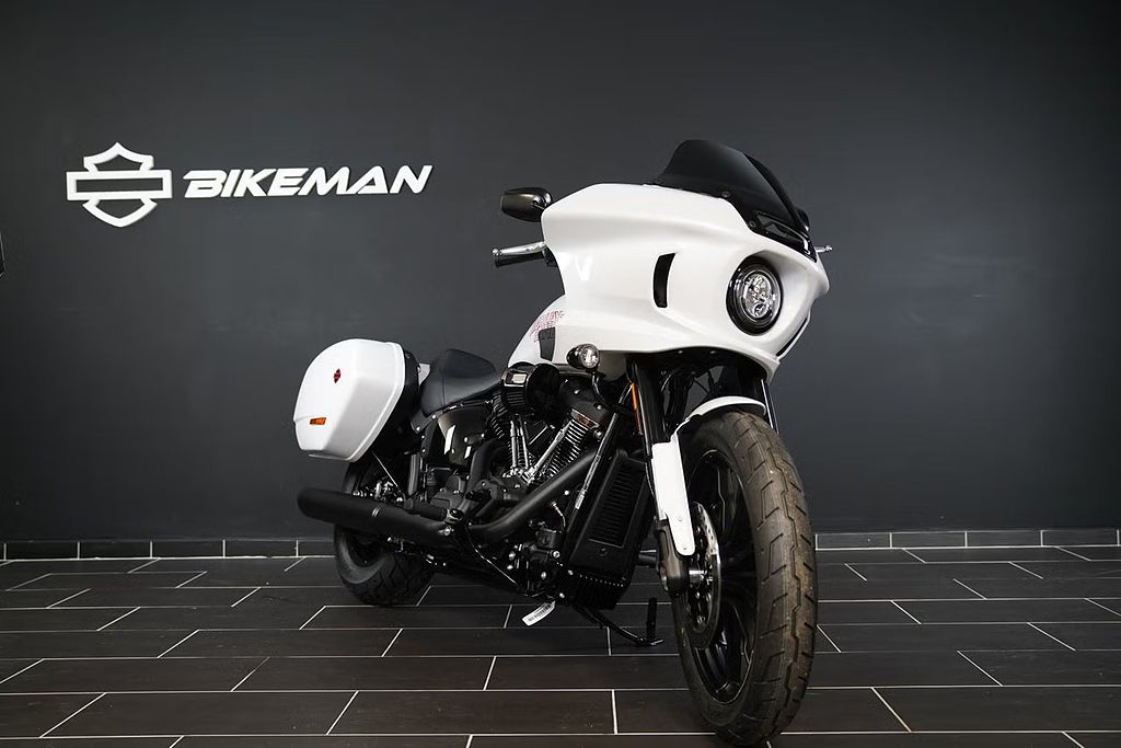 Harley-Davidson Low Rider ST 117" H.O DEMO PRISSÄNKT 21 000:- !