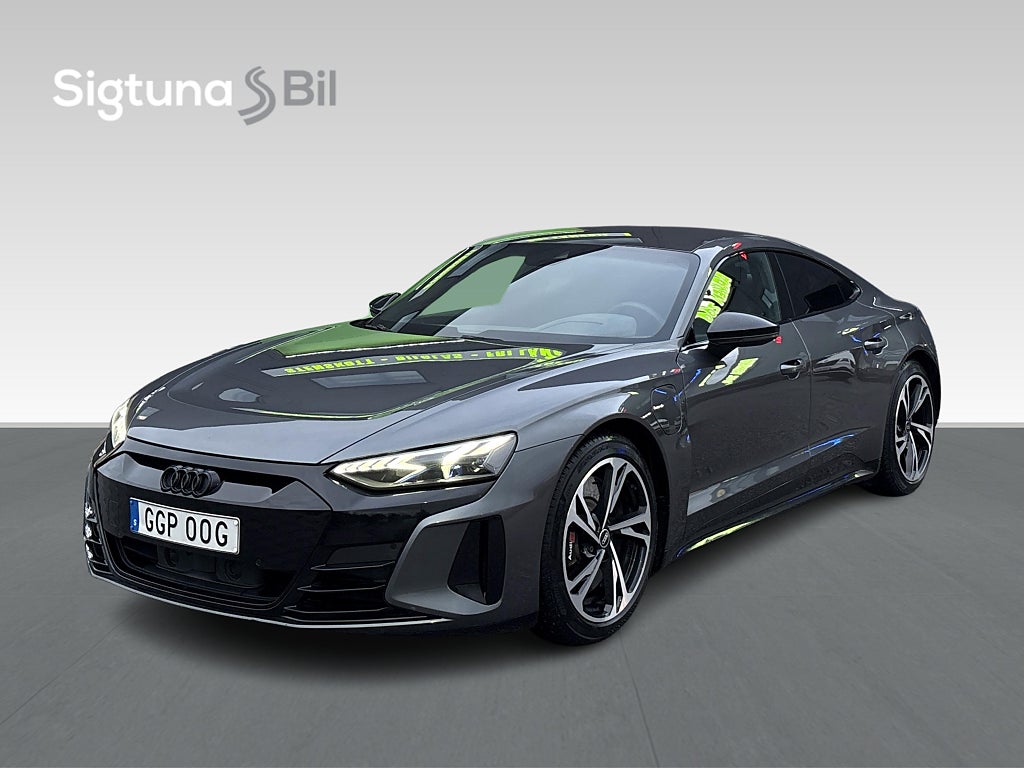 Audi E-Tron RS GT / MOMS / Matrix / Kolfiber / B&O / Vent