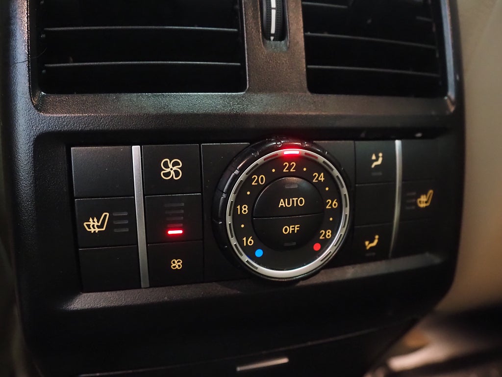 Mercedes-Benz GLS 350 d 258hk 4MATIC AMG |7-sits|Drag|D-värm|Pano| 2016