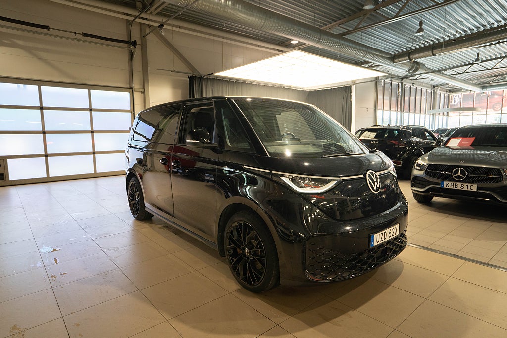 Volkswagen ID. Buzz 82 kWh 5-sits BLACK DRAG KAMERA 1-ÄGARE MOMS