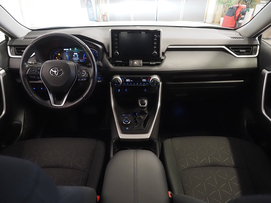 Toyota RAV4 Hybrid AWD-i E-CVT 222hk Active Backkamera 2021
