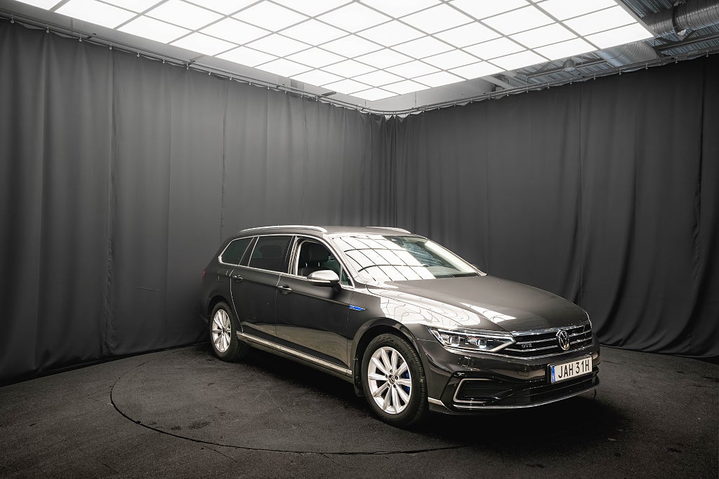 Volkswagen Passat GTE B-VÄRMARE DRAG COCKPIT MATRIX KAMERA MOMS