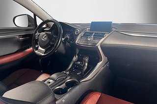 SUV Lexus NX 8 av 25