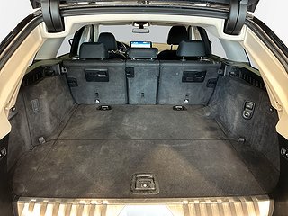 BMW 530e xDrive Touring PLUG-IN Drag Värmare Kamera S&V-däck